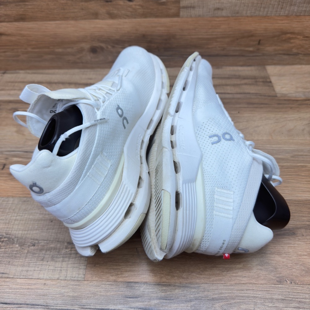 On Running On Cloudnova 2 Women's size 9 Shoes sn… - image 5